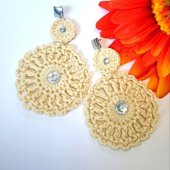 CROCHET Earrings - Picture 2 of 6